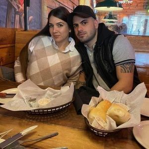 Meet your Posher, Ernesto leandro